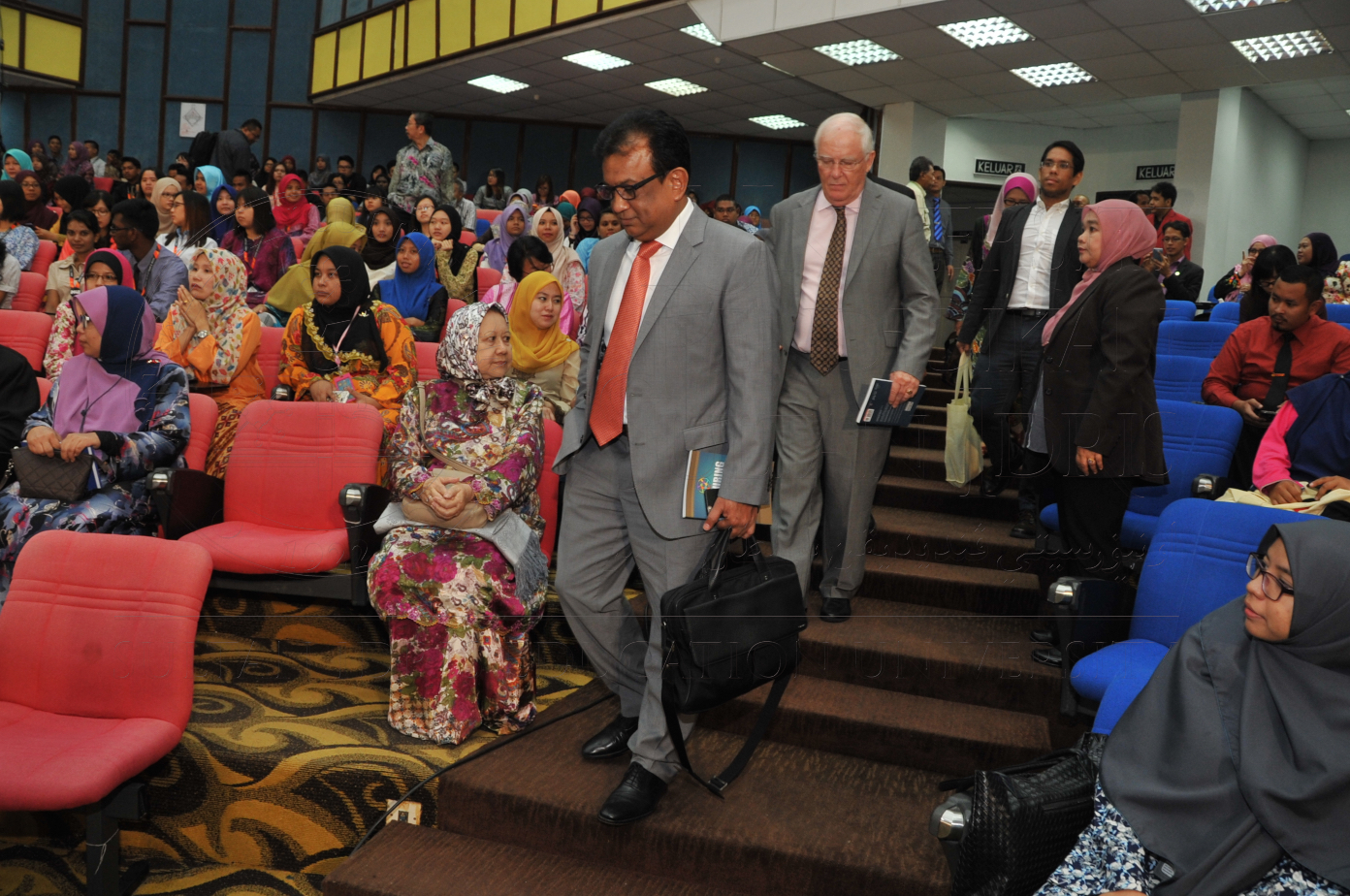 PRO15 151 ADVOKASI HAS 7154